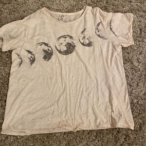 Magnolia Pearl Phases of the Moon Tee